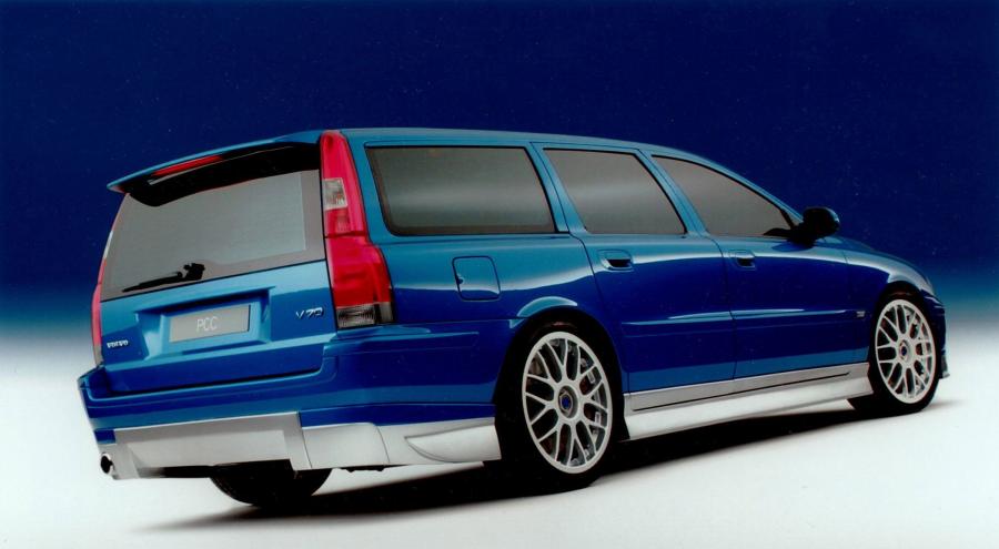  Volvo V70 Concept 2001 года  (фото 2 из 2)